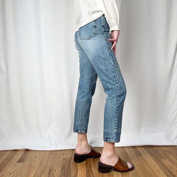 Vintage Button Fly High Rise Ribcage Straight Leg Relaxed Fit Faded Denim Jeans - Picture 3 of 8